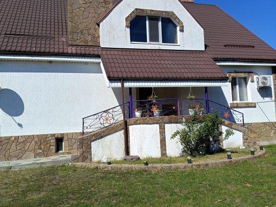 Продам З поверховий будинок, с.Звенігородка, м.Олександрія Александрия