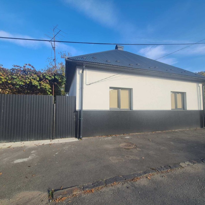 Продається будинок в м.Берегово - фото 1