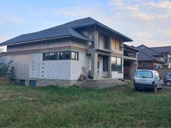 Продається недобудова в м. Виноградів Берегово