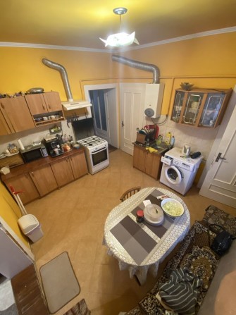 Продам будинок в Берегові - фото 1