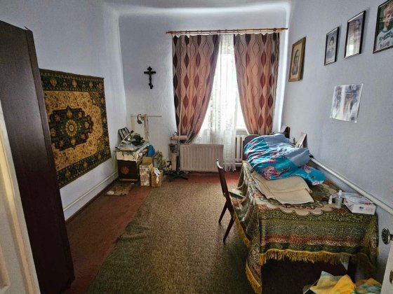 Продается отдельная часть дома !