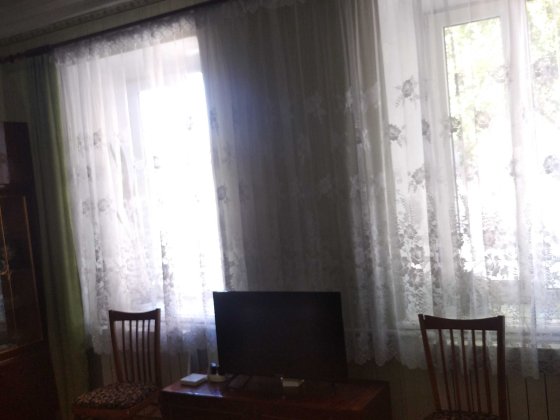 продам часть дома..центр. 3-ком. Білгород-Дністровський