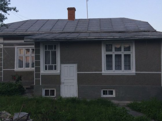 Продам будинок в центрі Борщова Борщев