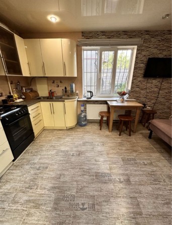 Продам уютный дом район Романкова ! Сертификат ! - фото 1