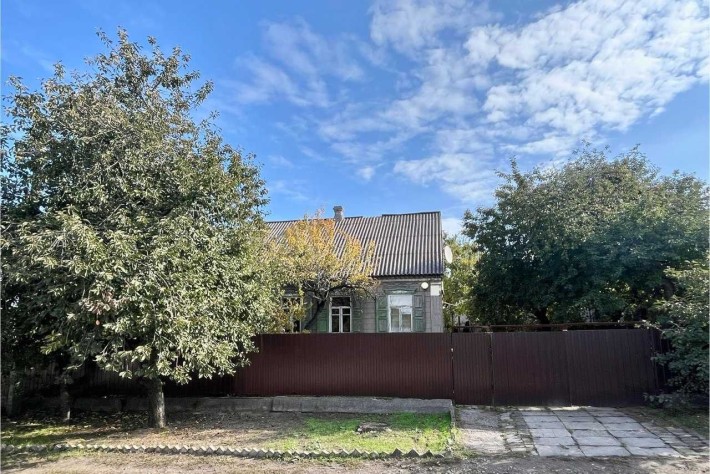 Дом ул. Маршевая район 10-й школы - фото 1