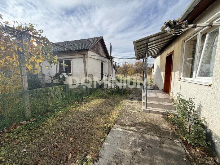 Продаж будинку в центрі Виноградова - фото 1