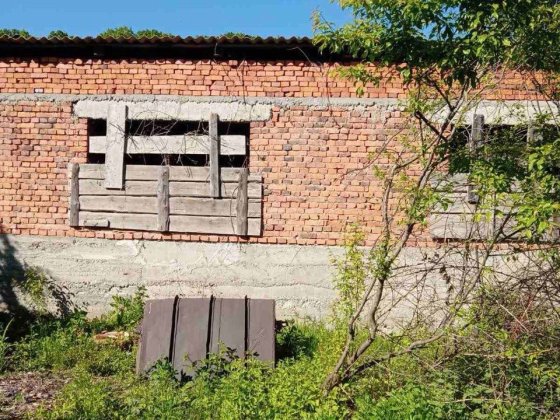 Недобудова+земельна ділянка біля санаторію "Теплиця" Виноградів