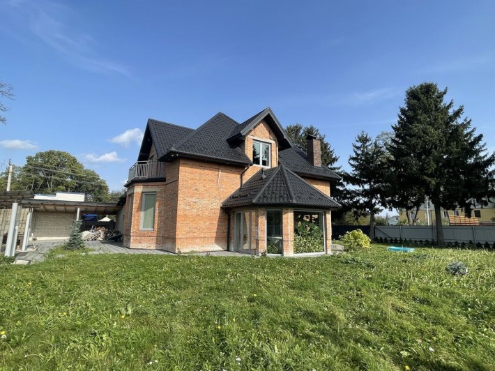 Продам сучасний будинок з ремонтом - фото 1