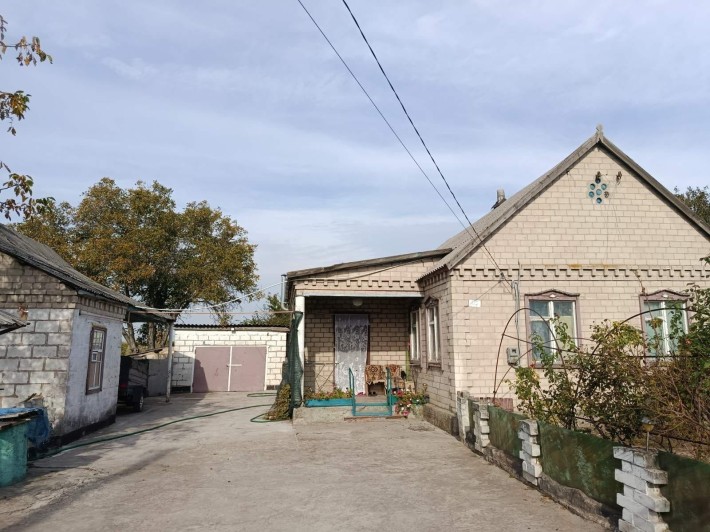 Продам свій будинок - фото 1