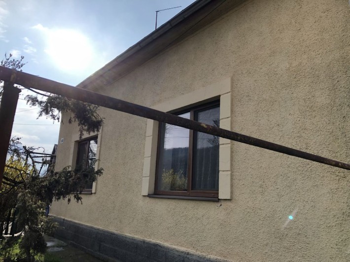 Затишний будинок із земельною ділянкою - фото 1