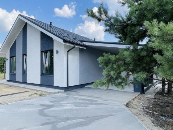 Тут оживають мрії закоханих: будинок біля лісу з романтичною терасою . Васильков