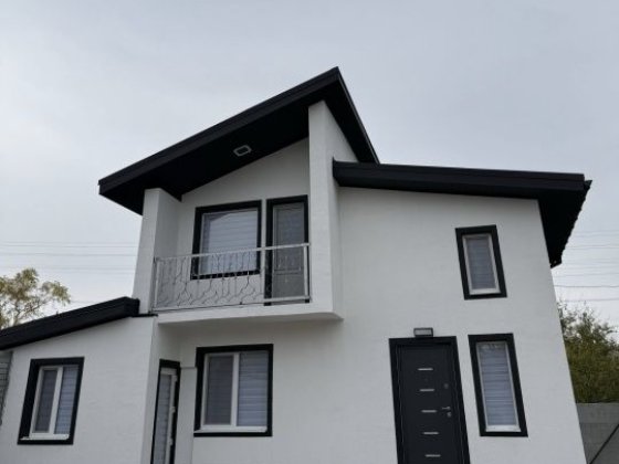 Продам уютный дом! Район Чайки.