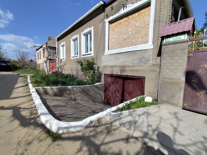 Продається просторий будинок у місті Вознесенськ, вул. Глібова - фото 1