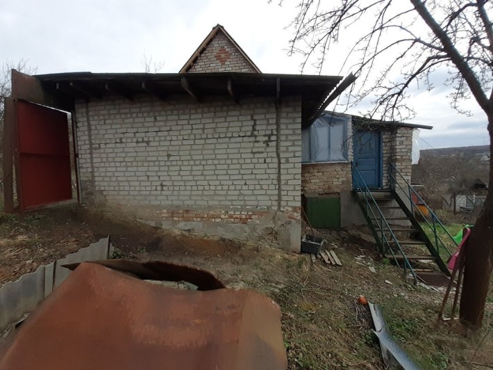 Продам приватизовану ділянку з будинком, 10.6 сотки, пос. Високий - фото 1