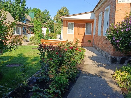 Продам будинок в центрі міста Городище