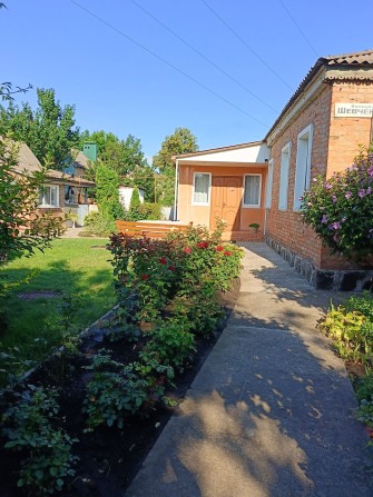 Продам будинок в центрі міста - фото 1