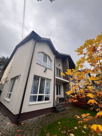 Будинок з ремонтом біля парку «Щасливий» в Гостомелі - фото 1