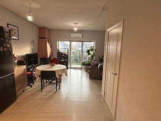 Кутовий таунхаус у Гостомелі з ремонтом! Гостомель