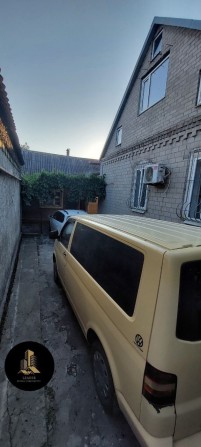 Продам большой  2эт.Дом район ЖД - фото 1