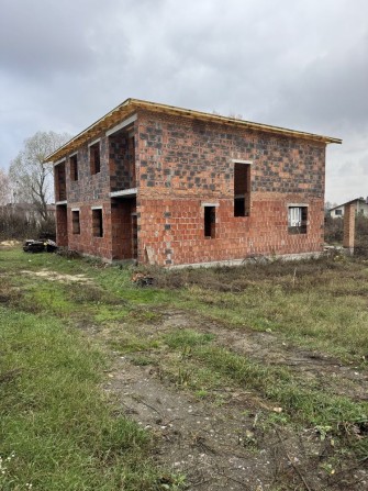 Продаж 2 дуплексів на ділянці 14 соток ! Центр. комунікаціі, асфальт! - фото 1