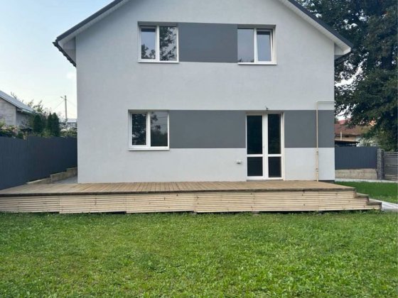 Продам новобудову. Дрогобич