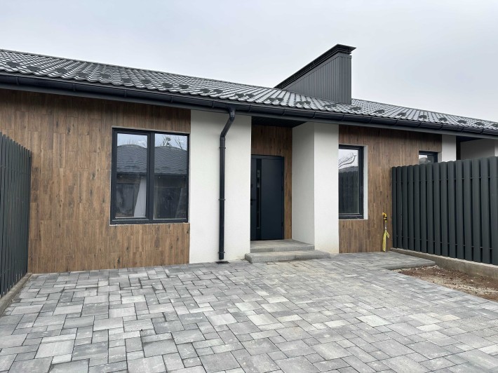 Продам Таунхаус. Котеджне Містечко. Центральні Комунікації. ГАЗ !!! - фото 1