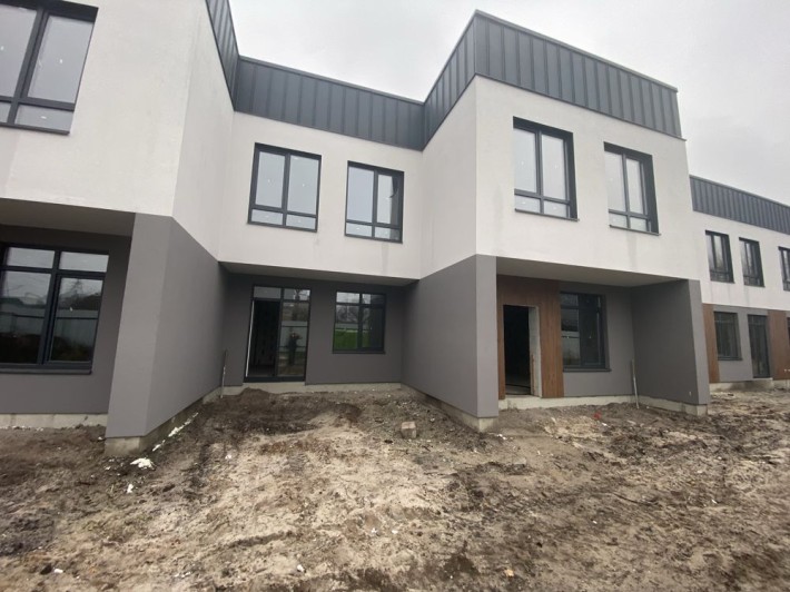 Таунхаус біля школи! Центральні комунікації! - фото 1