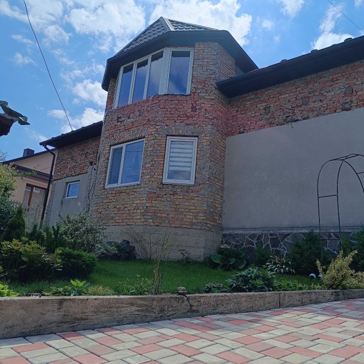 Двоповерховий будинок 200м2, р-н Овочебази - фото 1