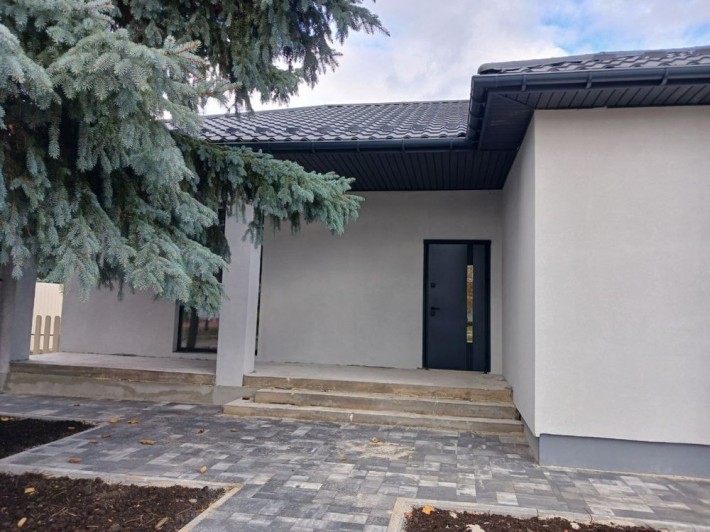 Продам одноповерховий будинок в КМ Канадське селище. - фото 1