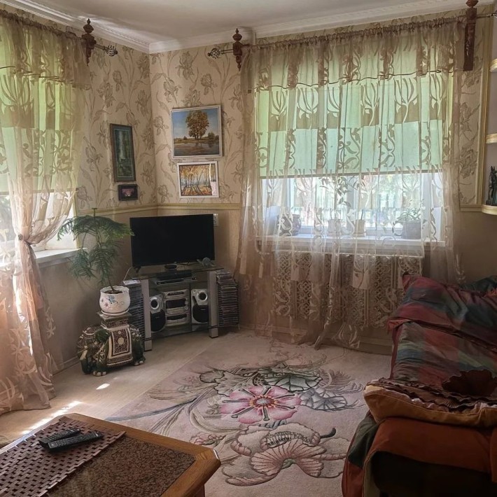 Продам 5 комн. дом на Амосова - фото 1