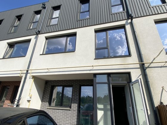 Таунхаус Гостомель 116 м.кв., парк, початковий ремонт, газове опалення Гостомель