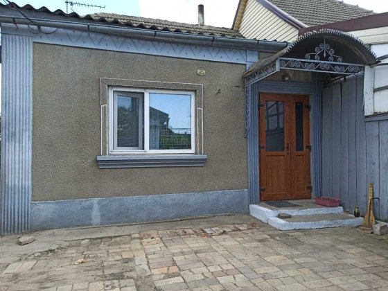 Продам пол дома + флигель. Ізмаїл
