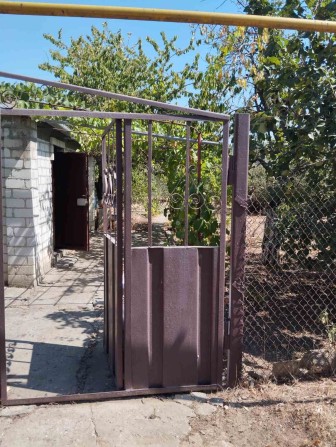 Продам дачу на Юбилейном,земли 6 сот,цена 14т,торг - фото 1