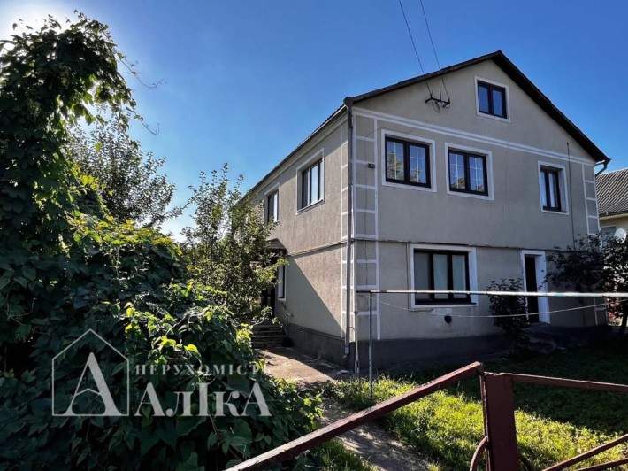 Продам двоповерхову частину будинку - фото 1