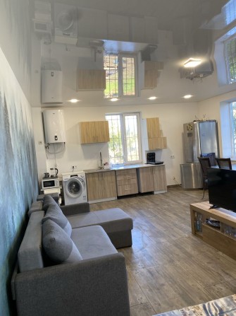 Продам дом в Черноморске - фото 1