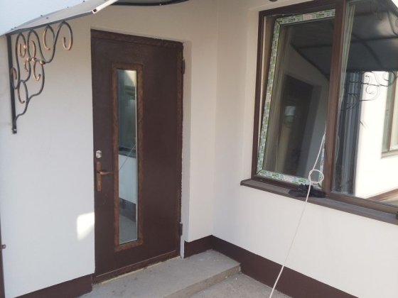 Продам  новий будинок в центрі Каменец-Подольский