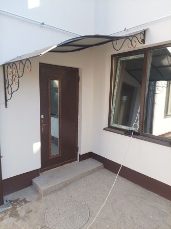 Продам  новий будинок в центрі - фото 1