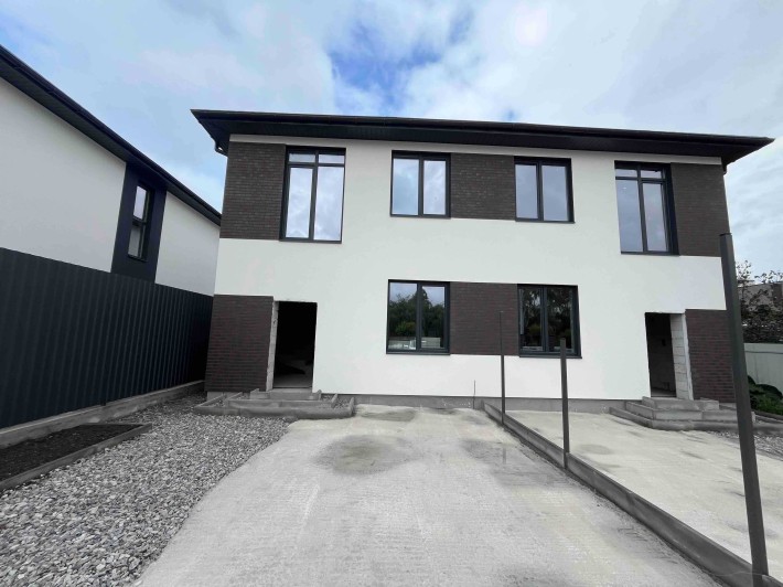 Дуплекс в Гостомелі поруч із озером - фото 1