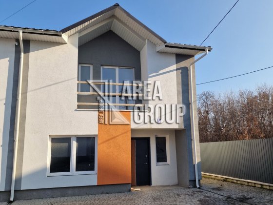 Продається готовий таунхаус на мікрорайоні Жовтневий Каменец-Подольский