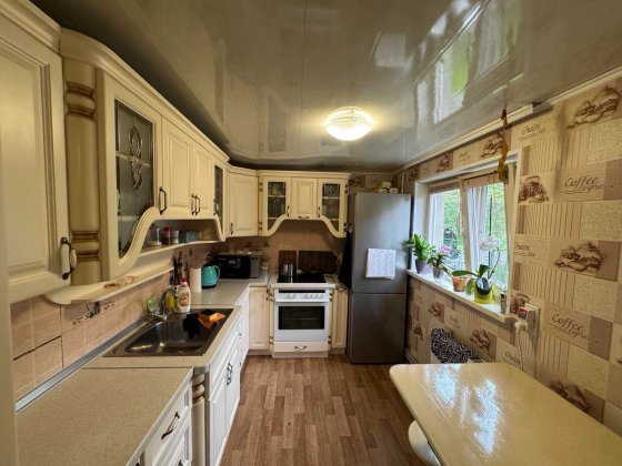 Пів будинку на два окремі входи Ковель