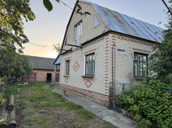 Продається будинок у Воля- Ковельській,2 поверхи,річка,— $ 70000 - фото 1