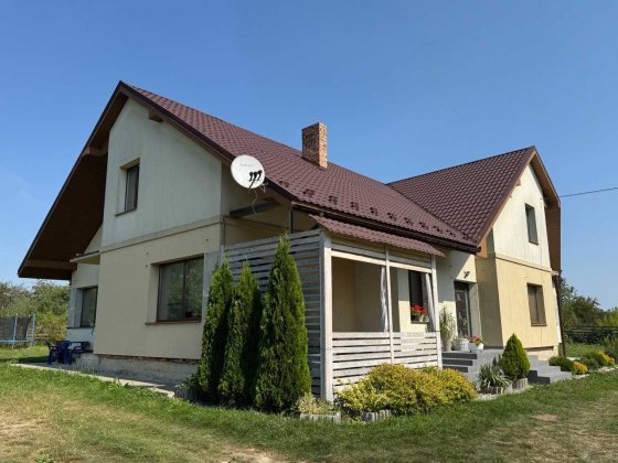 Сучасний будинок 185 м² з ремонтом та меблями. Ділянка 25 соток Коломыя