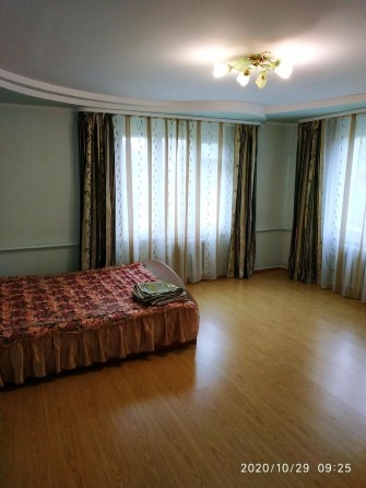 Продається цегляний двоповерховий будинок в м.Малин - фото 1