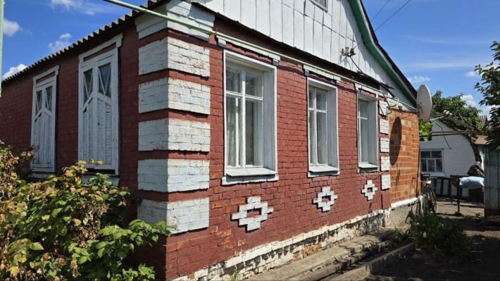 Продам дом 110м2 на 2 входа в центре Люботина 30000уе - фото 1