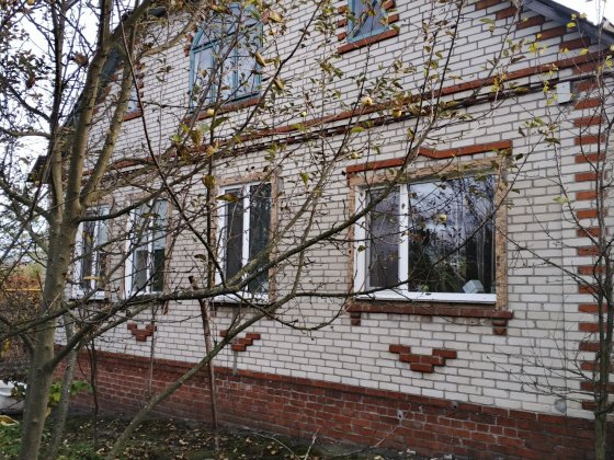 Продаю очень добротный дом в живописном р-не г Мерефа Мерефа