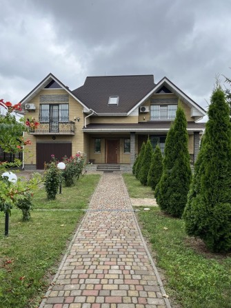 Будинок в центрі міста - фото 1