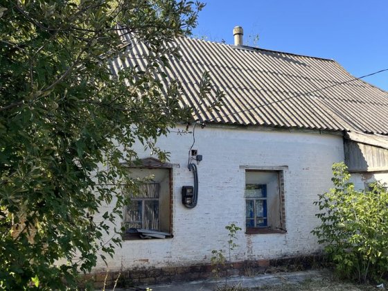 Продам будинок. 50 кв/м. 35 соток землі. Миргород