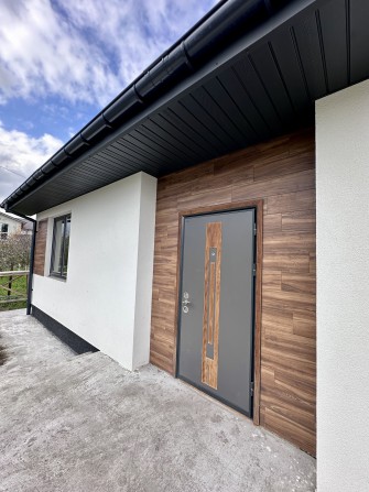 Продаж будинку в Нетішині в найкращій локації - фото 1