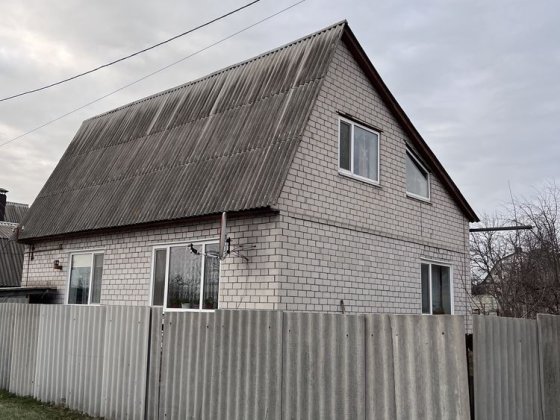 Продам свій двоповерховий будинок Мерефа