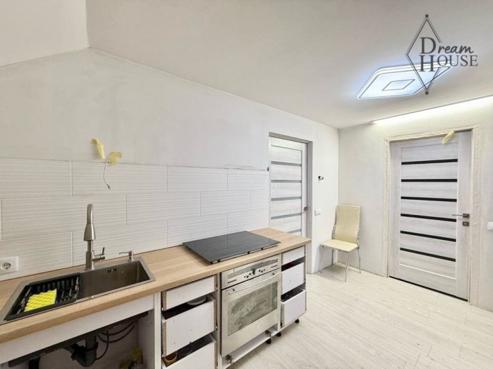 Продаж буднку на стадії ремонту - фото 1